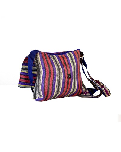 Bolso de mano ciruela y morado pequeño con solapa.