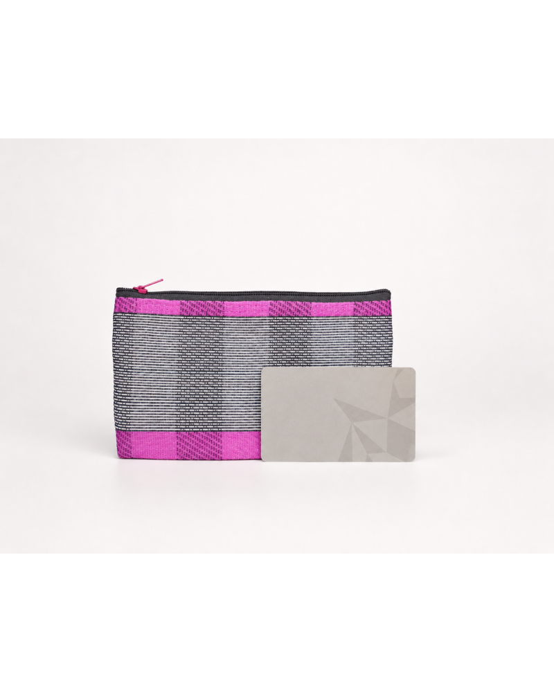 Monedero Aki Pouch Rosa de Plástico Reciclado | Babachic