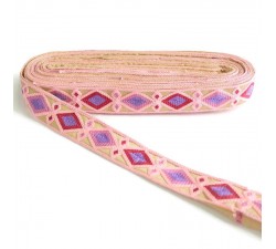 Broderies Broderie Indienne - Losanges - Rose pâle, fuchsia, rose et mauve - 30 mm babachic