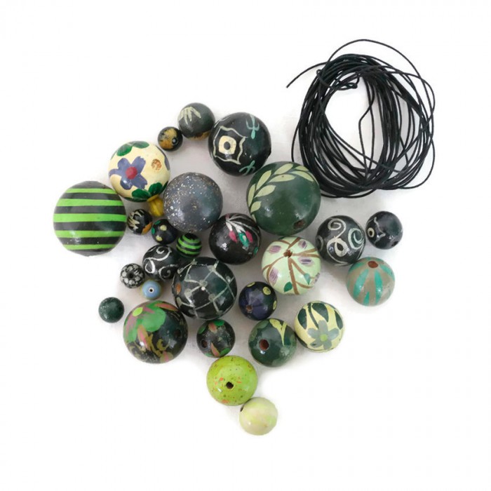 "Short round" necklace kit Black green Short round necklace kit Babachic by Moodywood