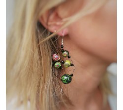 Round dark green earrings