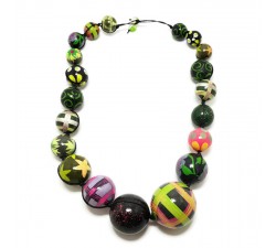 Dark green wooden beads necklace