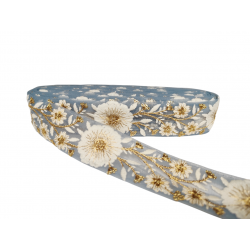 Merceria & Tela Cinta de tul azul pastel bordada con flores y lentejuelas de 40mm Babachic by Moodywood