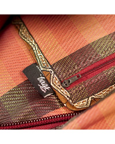 Gymi Bag by Babachic: Sustainable Recycled Plastic Handbag