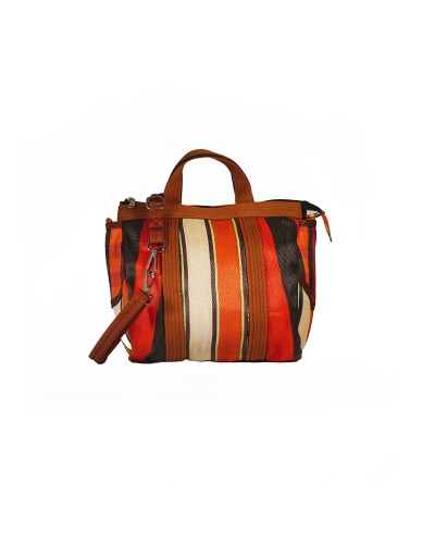 Bolso Buni Bag Carmín| Elegante, compacto y reciclado