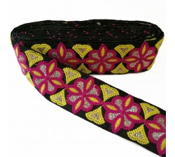 Embroidery Embroidery rosette - Black, pink and yellow - 60 mm babachic