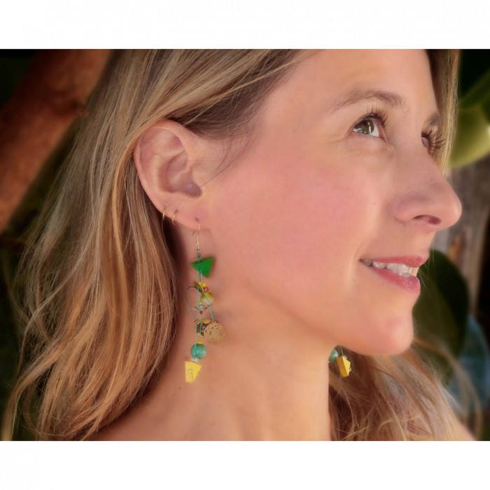 Fine green Delta earrings 7 cm