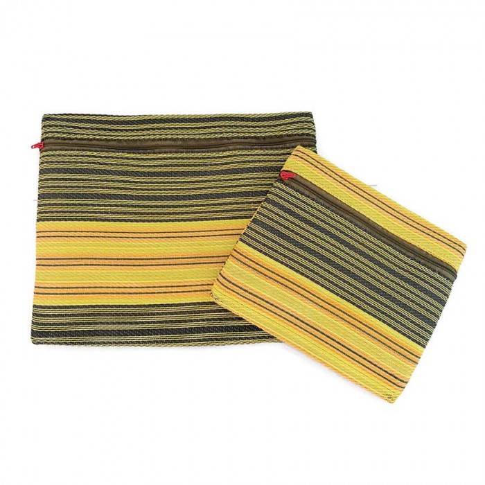 Duo of simple pockets with zip, yellow